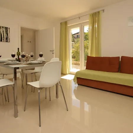 Kristijan By Interhome Apartamento Šilo