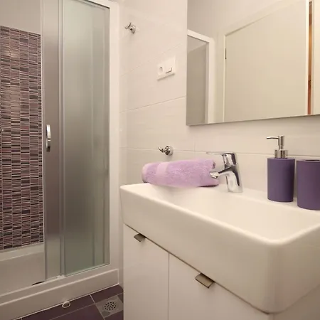 Kristijan By Interhome Apartamento